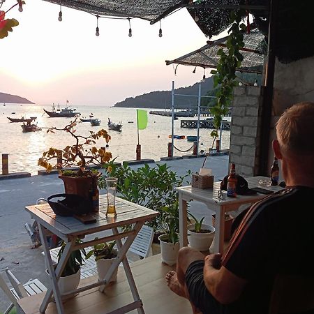 Cham'S Corner Lookout Homestay & Restaurant Tân Hiệ Exterior foto