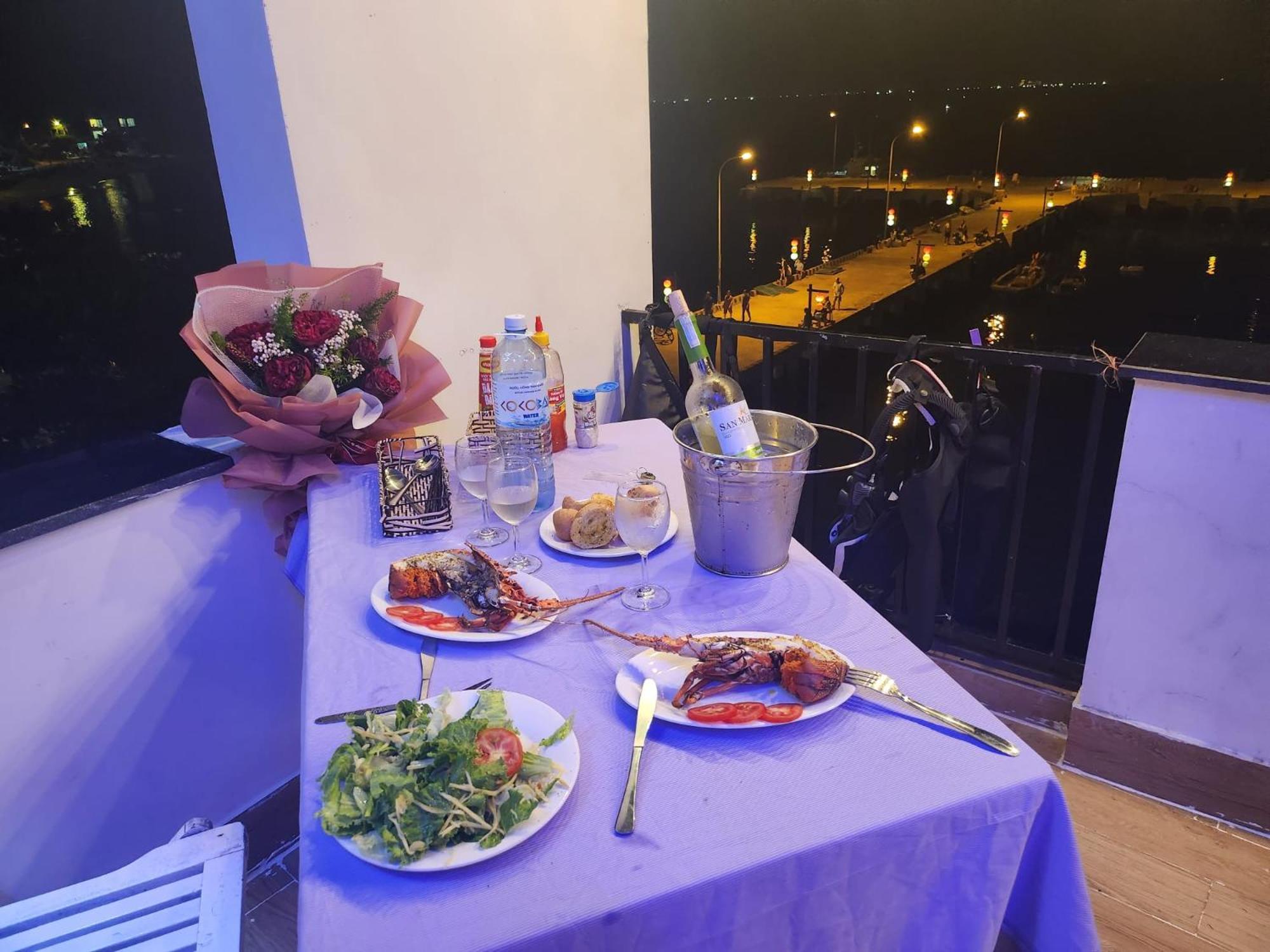 Cham'S Corner Lookout Homestay & Restaurant Tân Hiệ Exterior foto